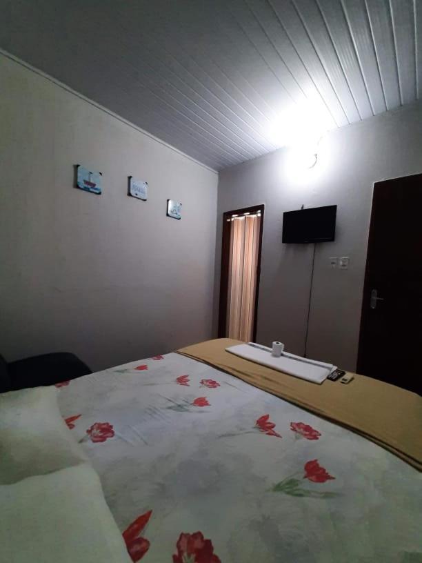 Hotel Perola Ltda Cuiabá Kültér fotó